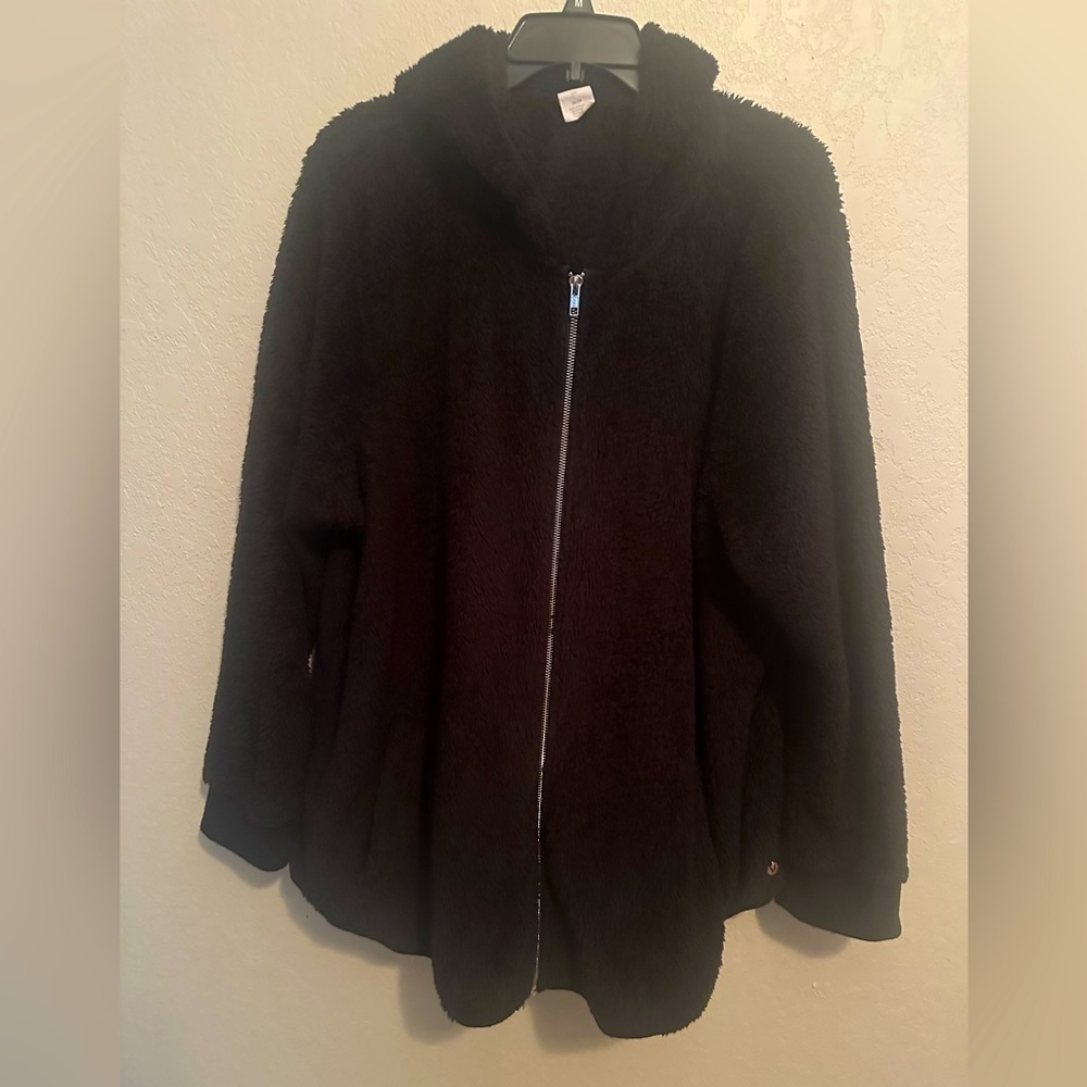 Women's Black Fleece Jacket